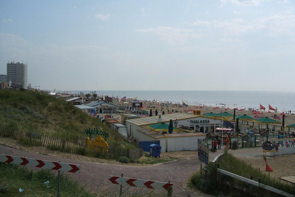 Zandvoort Central Apartment 部屋 写真